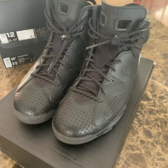 Air Jordan 6 Retro - Picture 4 of 6